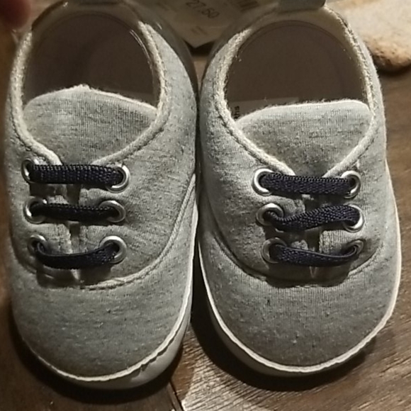 Baby Shoes size 6-12M - Picture 8 of 8